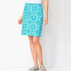 3/$20 💥 Talbots Floral Medallion Knee Length Skirt Turquoise Blue Stretch Cotton
